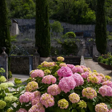 Chateau De 招待所 Larnagol