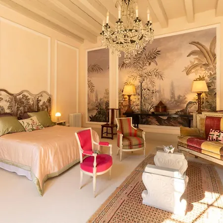 Chateau De *